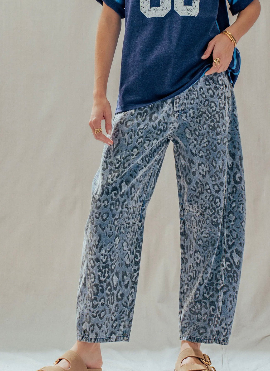 Leopard barrel jeans