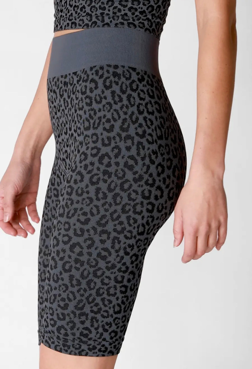 Leopard biker shorts