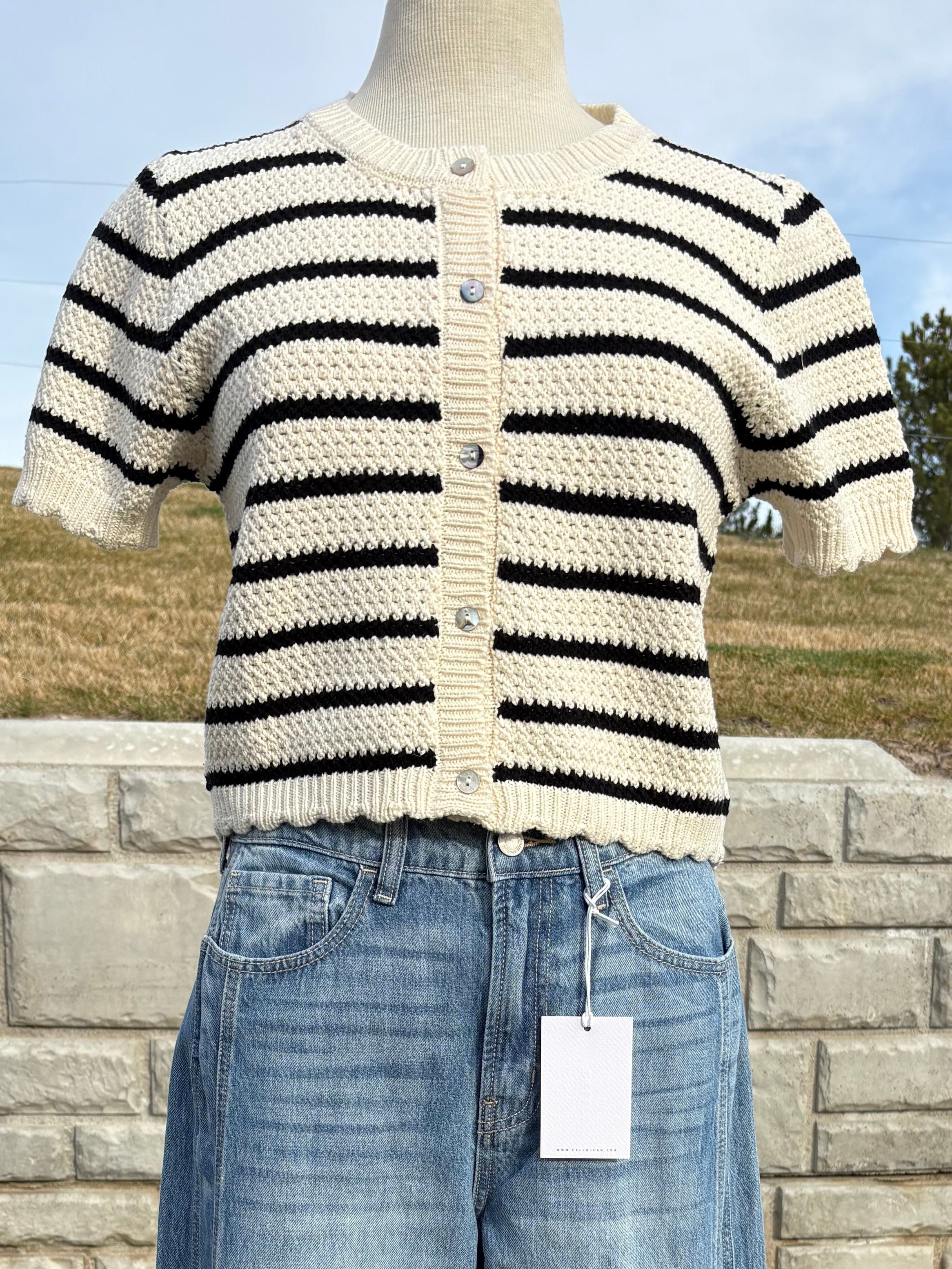 Scalloped edge striped cardigan